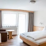 Gaestehaus Europa *